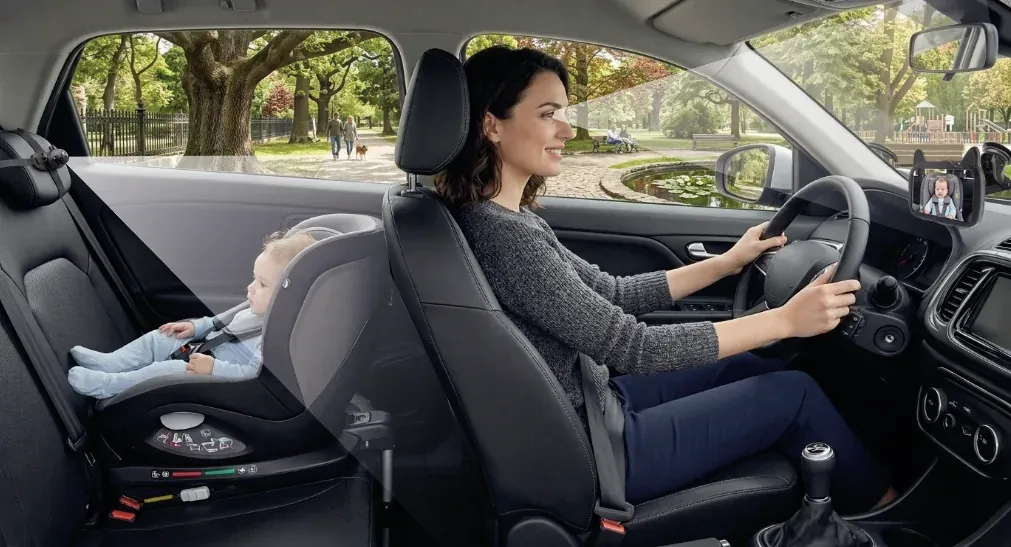 Câmaras vigilância bebé carro